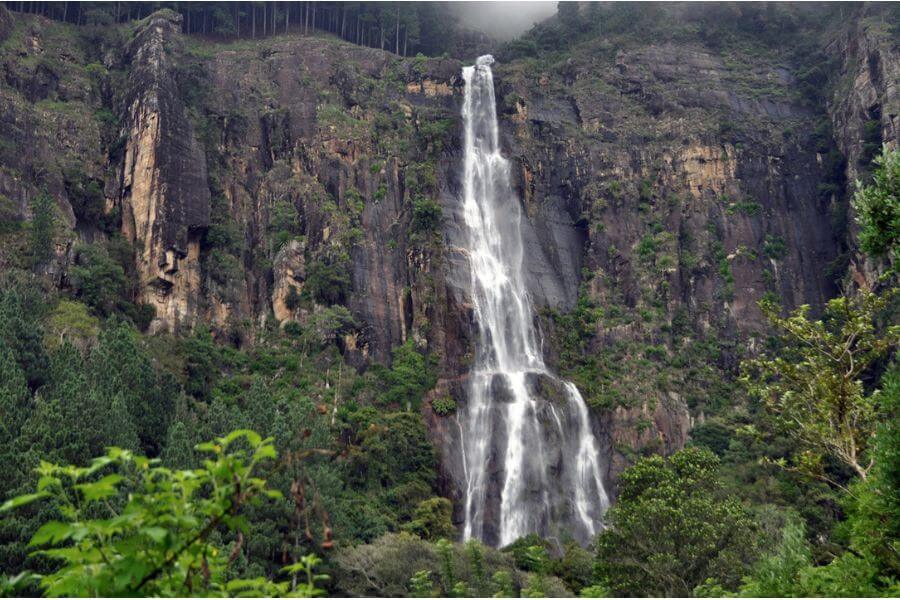 best waterfalls in sri lanka